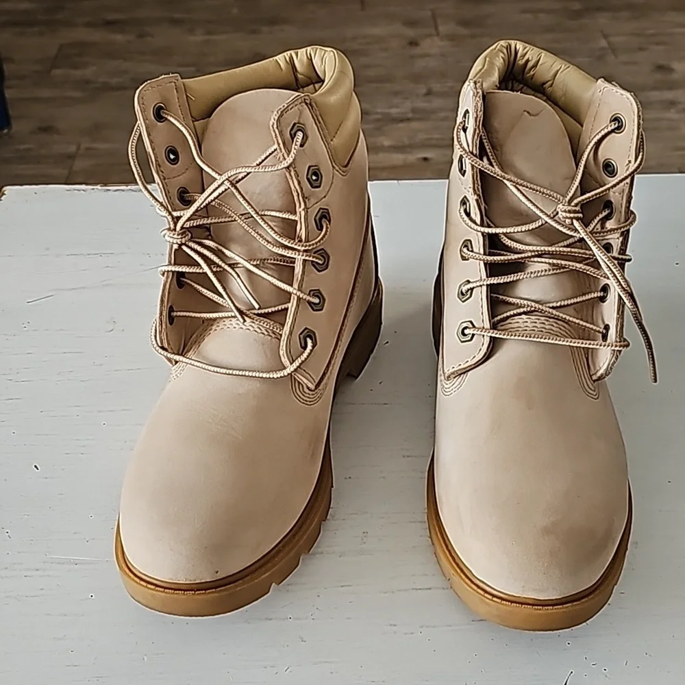 Timberland - Picture 2 of 4